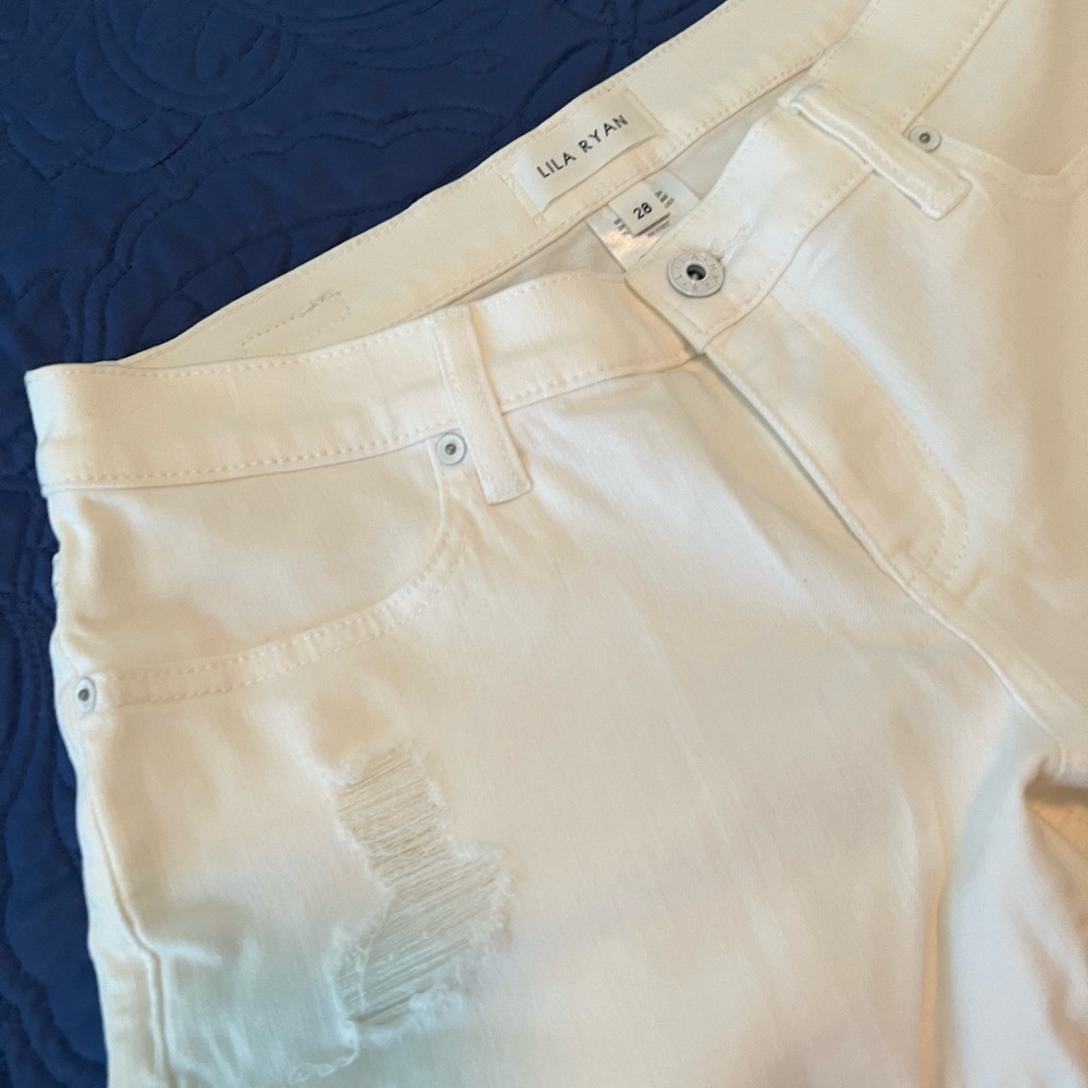 La Ryan Shorts